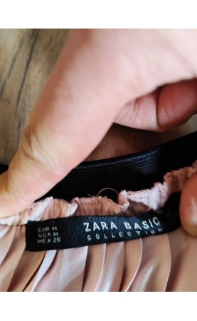 Jupe Zara Basic rose et noire T.M - Occasion en très bon état