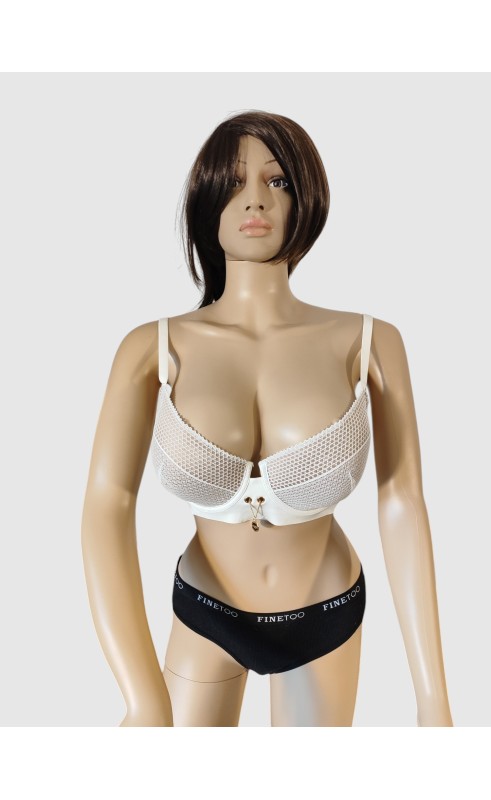 Soutien-gorge Undiz crème 95E - Occasion en très bon état Soutien-gorge Undiz crème 95E - Occasion en très bon état
